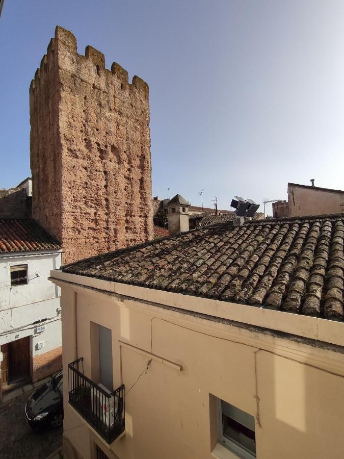 Apartamento Torre Del Aver Caceres Exterior photo